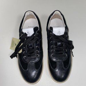 PSYCHO BUNNY Leather Sneakers NEW!